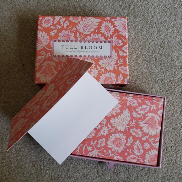 Anthropologie FULL BLOOM Boxed Card Set 16 Blank Floral greeting cards New - Picture 3 of 3